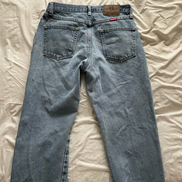 Vintage Wrangler Straight Leg Jeans with Slight Distressing - Picture 4 of 6